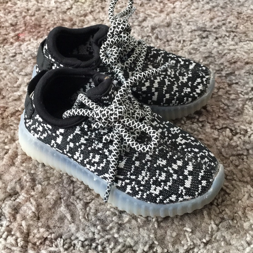 Light up shoes 💡